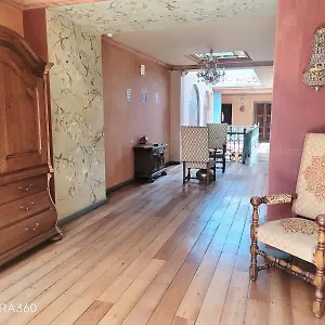 Ines Maria ** Cuenca